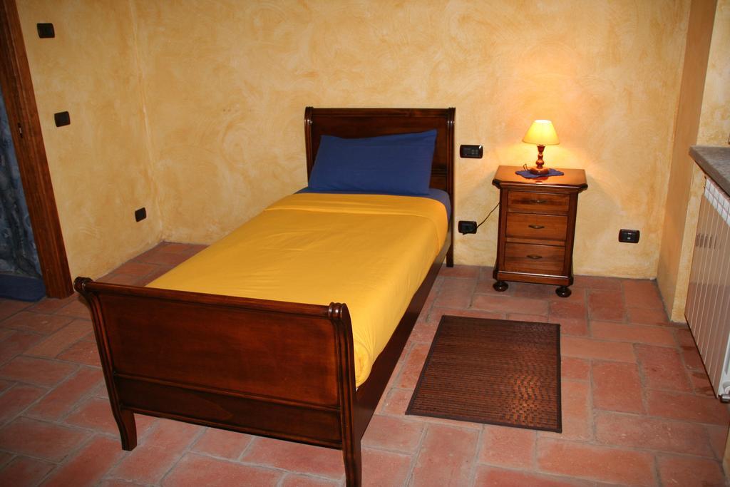 Agriturismo Cascina La Palazzina Bed & Breakfast Albairate Room photo